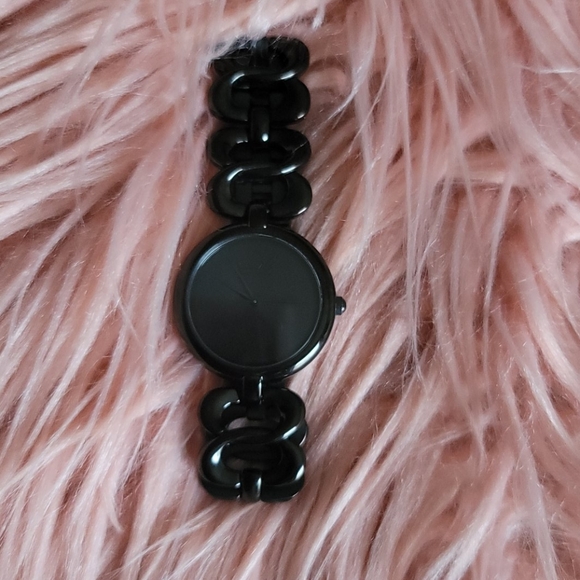 Watch - Picture 3 of 8